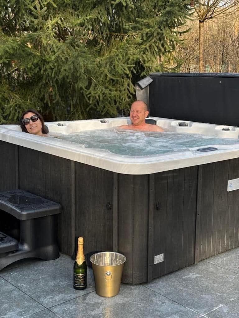 Le Colibri Spa Jacuzzi 더뷔 외부 사진